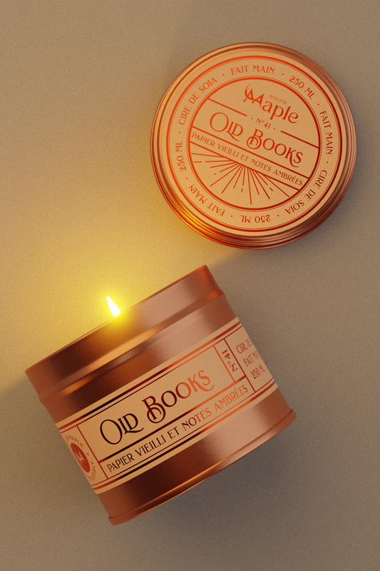OLD BOOKS Candle